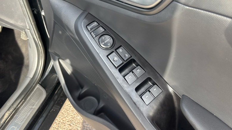 Hyundai IONIQ 1.6 GDi Hybrid Premium SE 5dr DCT Hybrid Hatchback